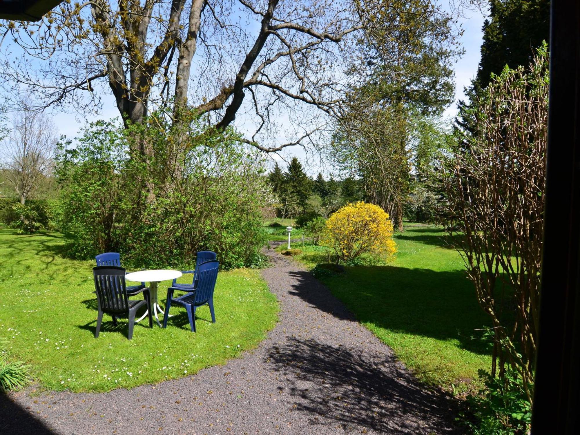 Apartment In Tabarz Thuringia Near The Forest 外观 照片